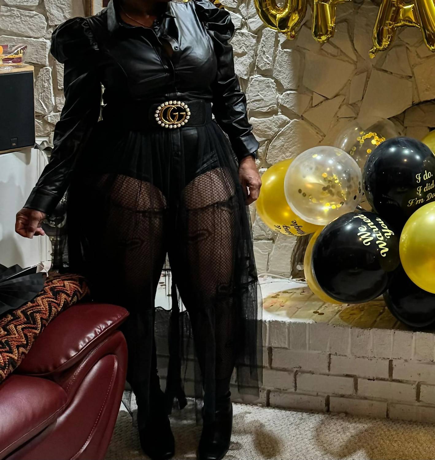 Платье из кожи с кружевом на пуговицах черного цвета Good Time USA
Платье из кожи с кружевом на пуговицах черного цвета Good Time USA