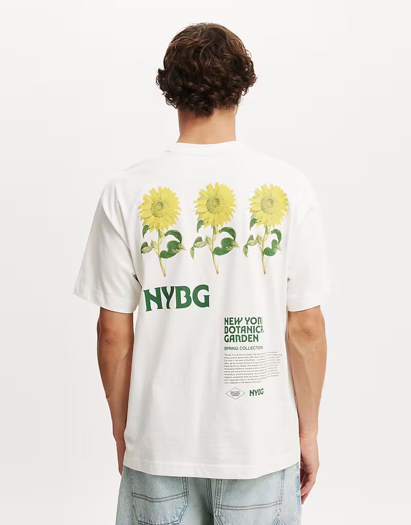 Футболка с лицензией New York: хлопок On Box fit в цвете nybg vintage white/nybg Cotton:On
Футболка с лицензией New York: хлопок On Box fit в цвете nybg vintage white/nybg Cotton:On