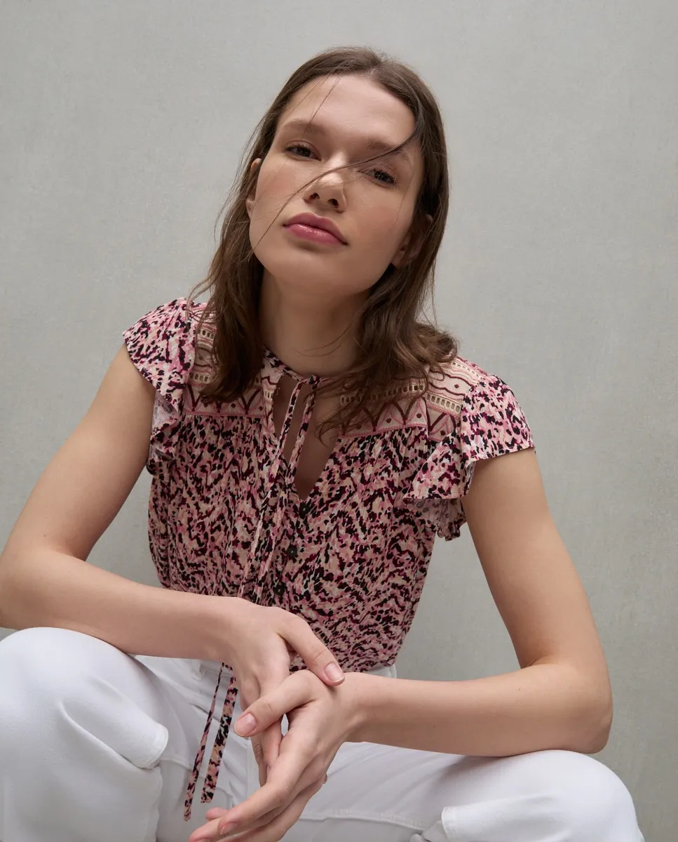 Женская блузка без рукавов с вышитой планкой Easy Wear, зеленый
Женская блузка без рукавов с вышитой планкой Easy Wear, зеленый