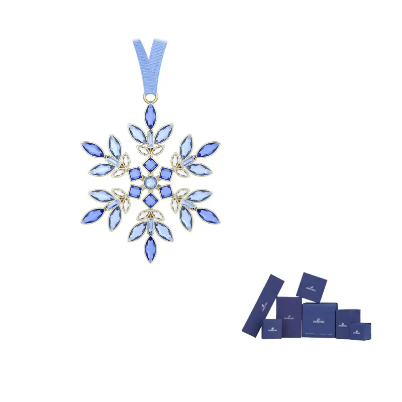 Украшенный кристаллами Gema орнамент в виде снежинки Swarovski
Украшенный кристаллами Gema орнамент в виде снежинки Swarovski