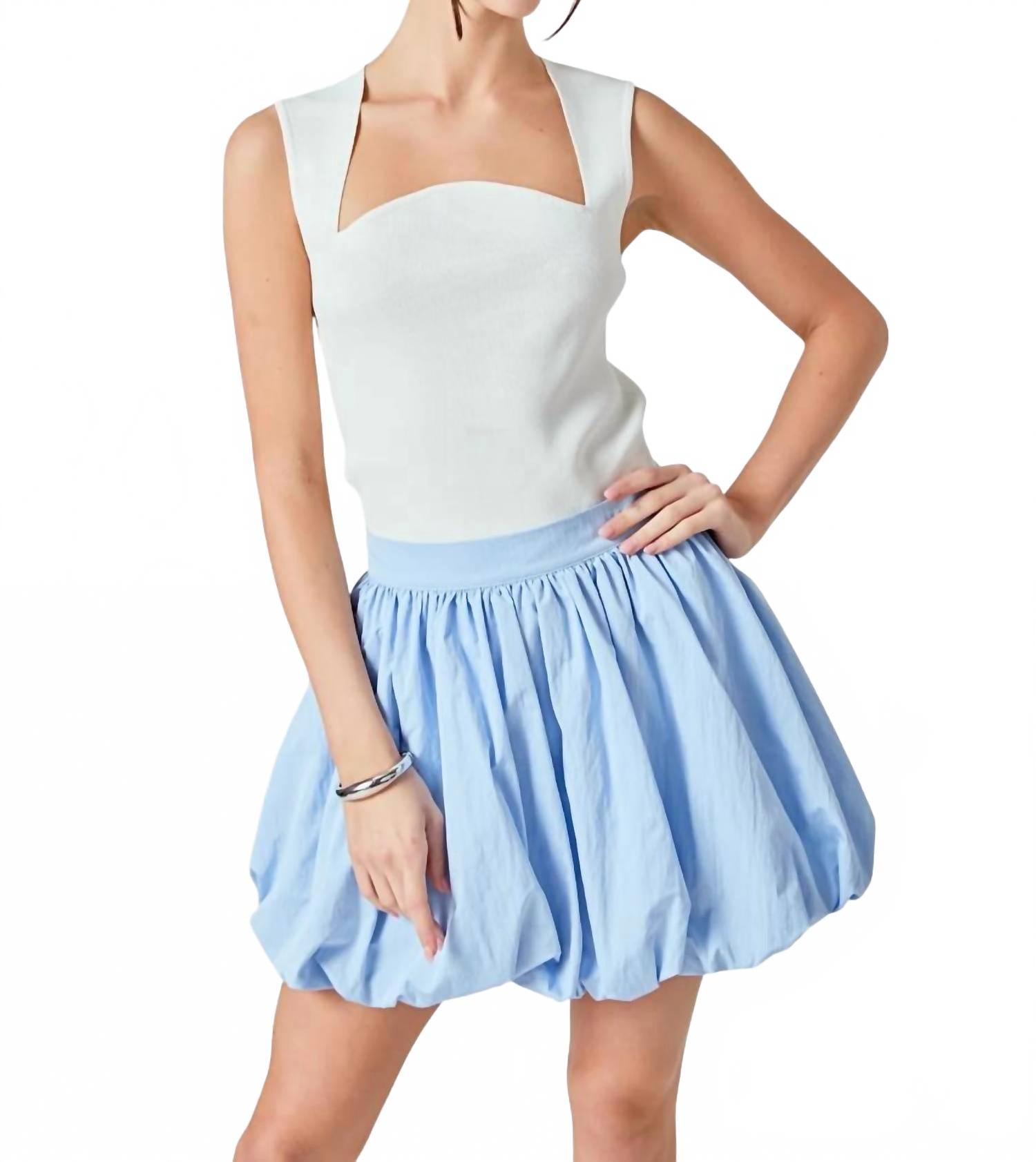 Женская юбка-пузырь с высокой талией в синем цвете Endless rose
Женская юбка-пузырь с высокой талией в синем цвете Endless rose