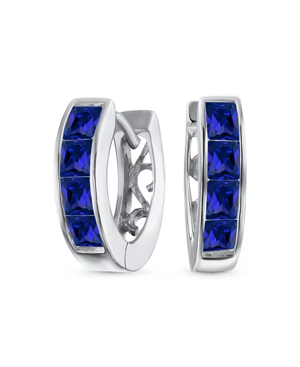 Маленькие серьги-кольца с фианитами из позолоченного стерлингового серебра, разноцветные варианты Bling Jewelry, blue
Маленькие серьги-кольца с фианитами из позолоченного стерлингового серебра, разноцветные варианты Bling Jewelry, blue