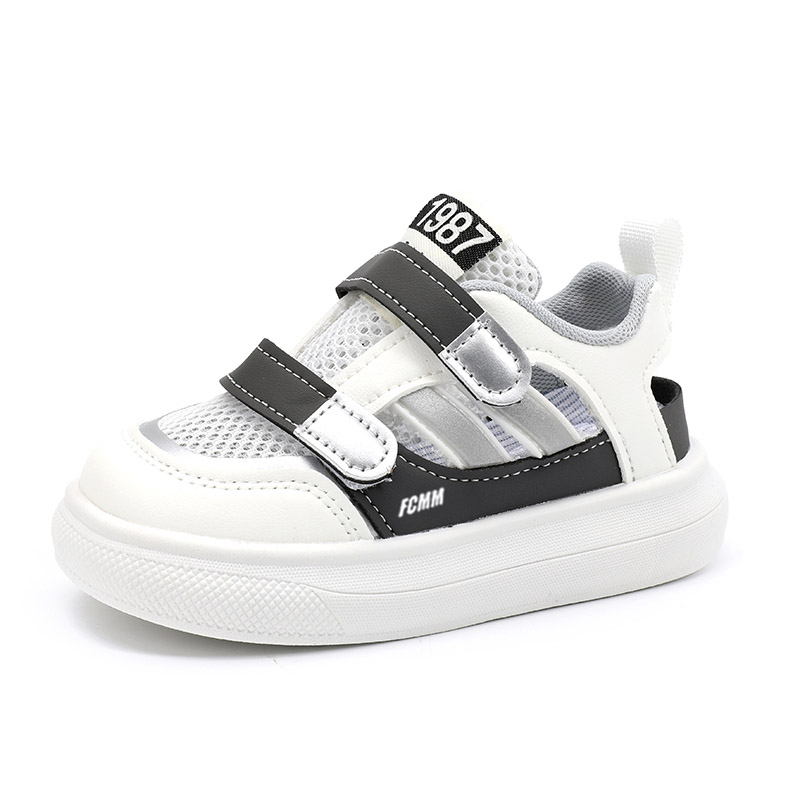 Детская обувь для активного отдыха FCMM, серый
Детская обувь для активного отдыха FCMM, серый