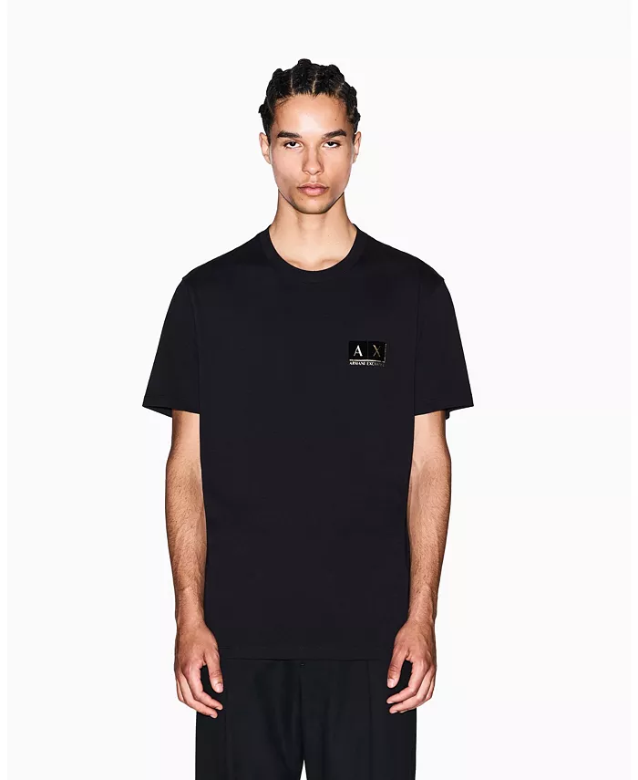 Мужская футболка с золотым логотипом и принтом A|X Armani Exchange
Мужская футболка с золотым логотипом и принтом A|X Armani Exchange