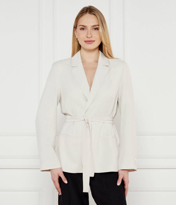 Пиджак женский Calvin Klein с поясом, экрю
Пиджак женский Calvin Klein с поясом, экрю