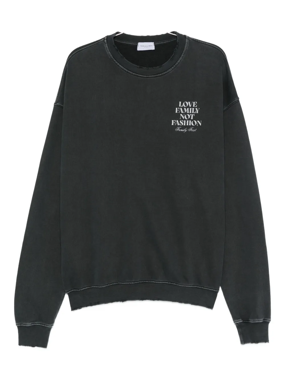 Толстовка с надписью Family First, черный
Толстовка с надписью Family First, черный