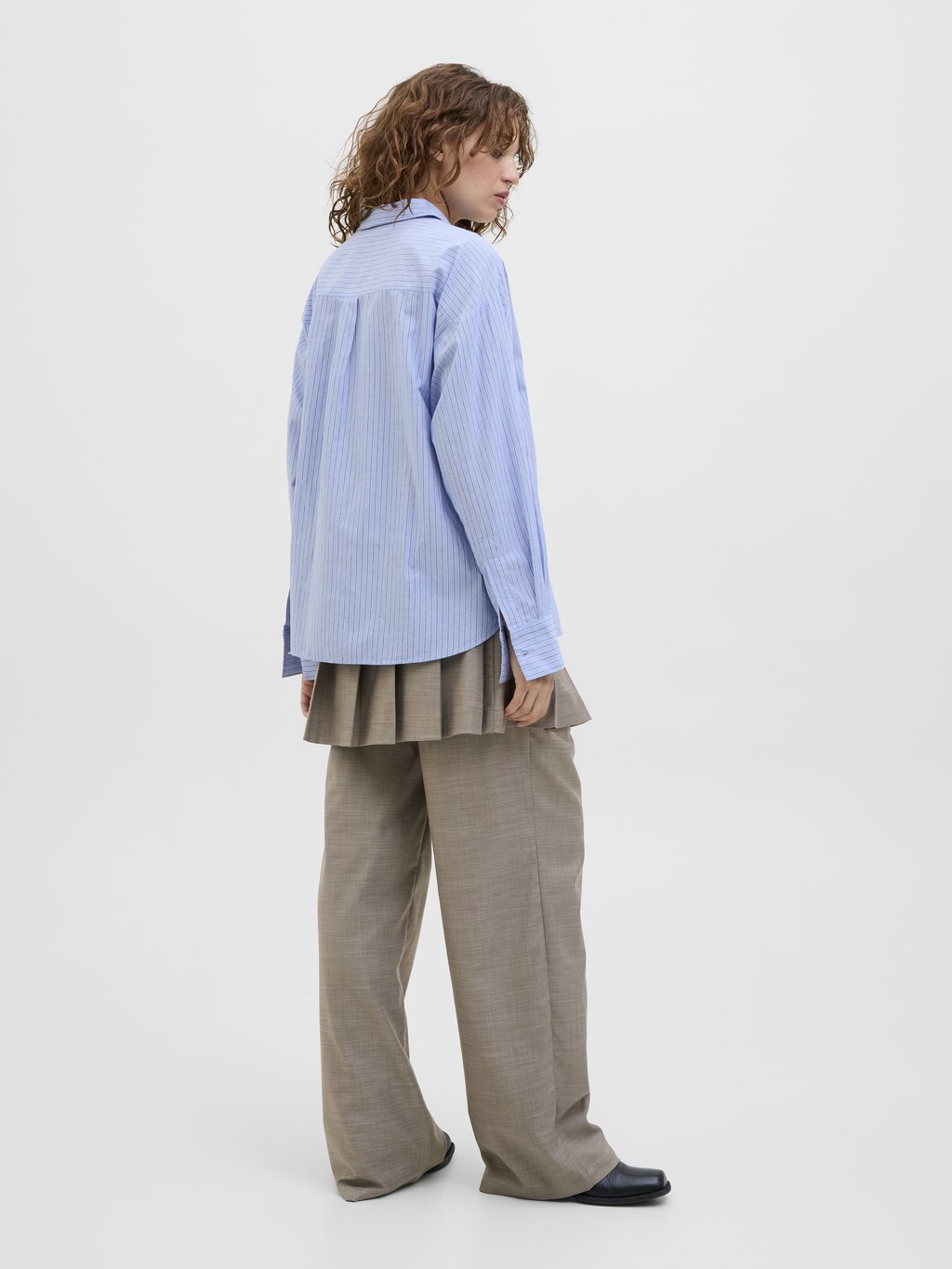 Блузка на пуговицах JXJULIA LS SHIRT JJXX, светло-голубой
Блузка на пуговицах JXJULIA LS SHIRT JJXX, светло-голубой