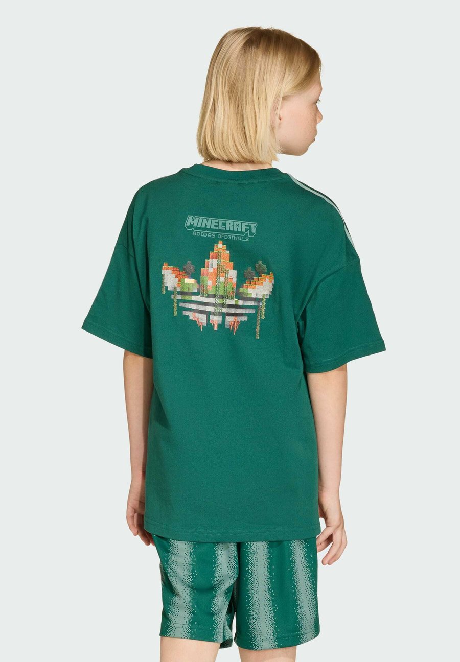 Футболка Adidas Originals Print T-shirt, Collegiate Green/Green, Зеленый, Футболка Adidas Originals Print T-shirt, Collegiate Green/Green
Футболка Adidas Originals Print T-shirt, Collegiate Green/Green, Зеленый, Футболка Adidas Originals Print T-shirt, Collegiate Green/Green