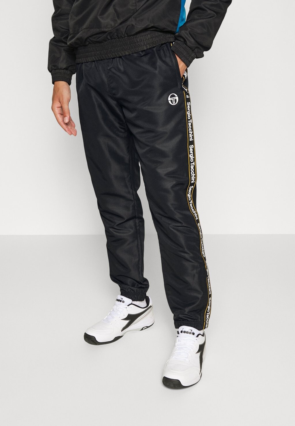 Брюки Meridiano Sergio Tacchini, цвет black/white
Брюки Meridiano Sergio Tacchini, цвет black/white