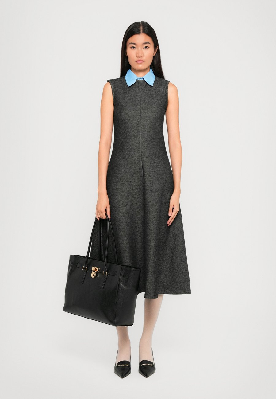 Сумка MICHAEL Michael Kors HAMILTON, Black
Сумка MICHAEL Michael Kors HAMILTON, Black