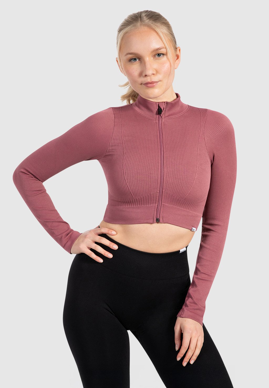 Блейзер KOMPRESSION ZEYA Smilodox, фуксия
Блейзер KOMPRESSION ZEYA Smilodox, фуксия