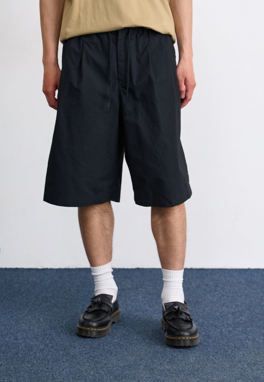 Шорты Nike Sportswear CLUB SEOUL, Black/(Black)/Black
Шорты Nike Sportswear CLUB SEOUL, Black/(Black)/Black