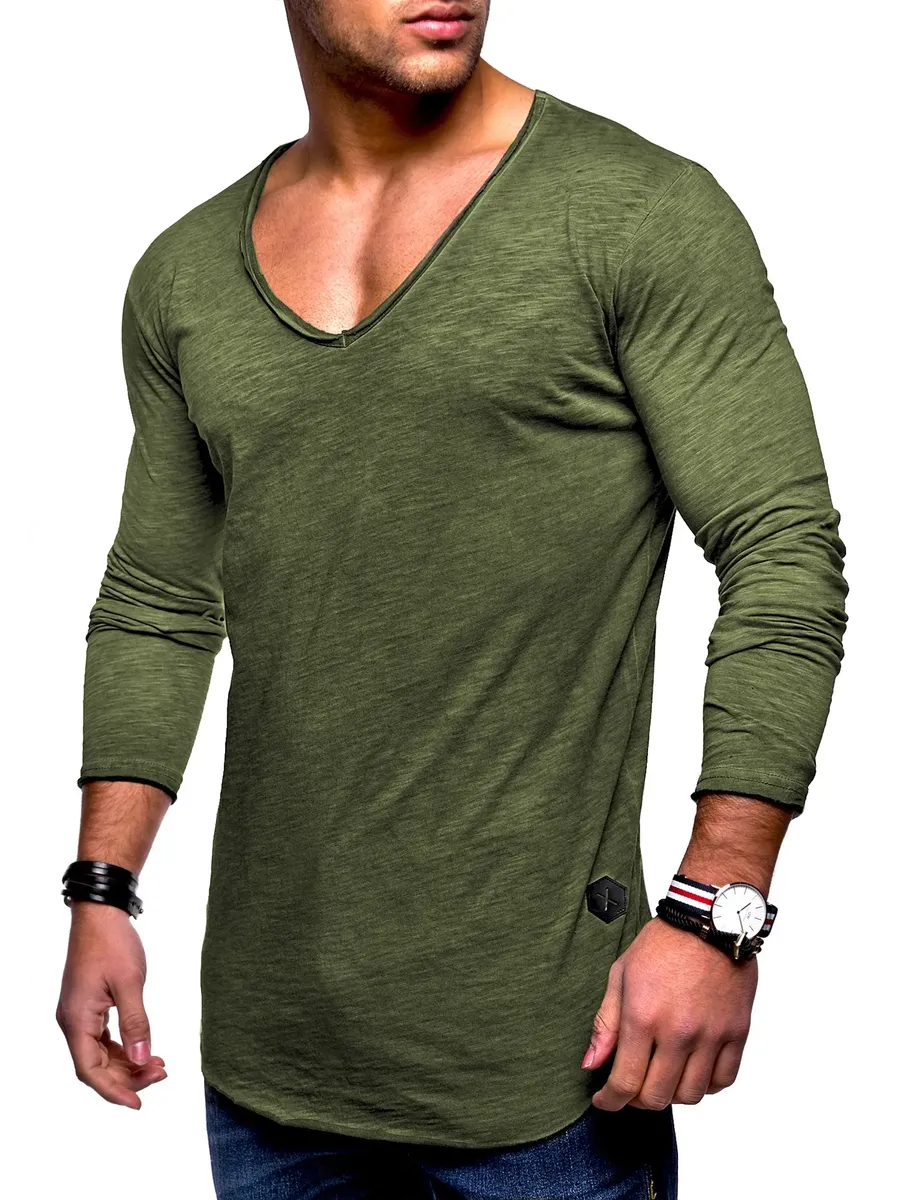 Рубашка behype с длинными рукавами "NUKE L/S" и V-образным вырезом, хаки 
Рубашка behype с длинными рукавами "NUKE L/S" и V-образным вырезом, хаки