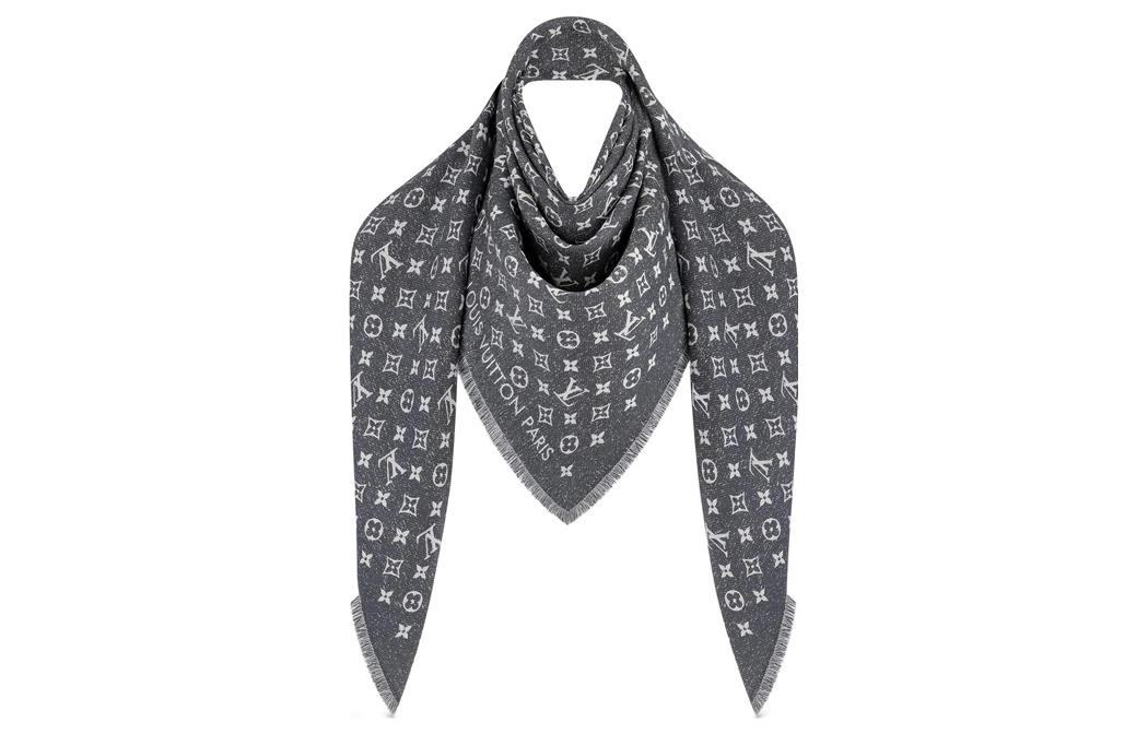 Шаль из джинсовой ткани с узором Monogram Jacquard LOUIS VUITTON, серая
Шаль из джинсовой ткани с узором Monogram Jacquard LOUIS VUITTON, серая