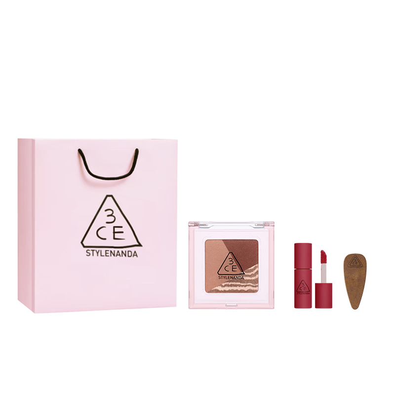 Тени для век Block три цвета Natural Clear 3CE
Тени для век Block три цвета Natural Clear 3CE