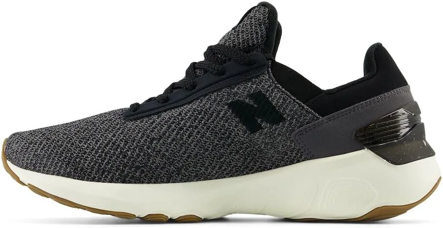 Мужские беговые кроссовки New Balance Fresh Foam X 1440 V1, черный
Мужские беговые кроссовки New Balance Fresh Foam X 1440 V1, черный