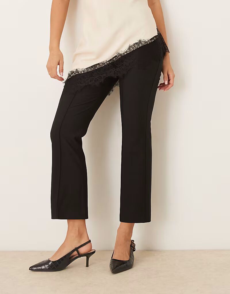 Брюки-клеш черного цвета Asos Design
Брюки-клеш черного цвета Asos Design