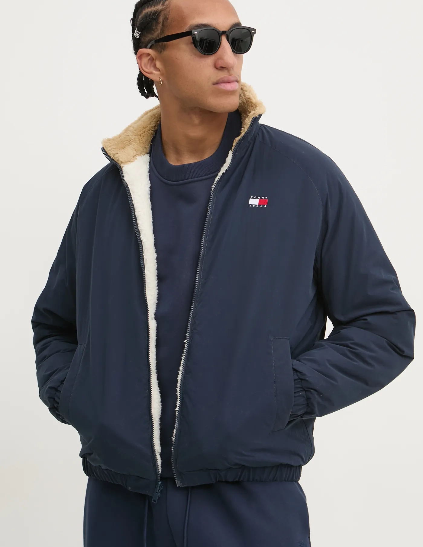 Двусторонняя куртка Tommy Jeans, бежевый
Двусторонняя куртка Tommy Jeans, бежевый