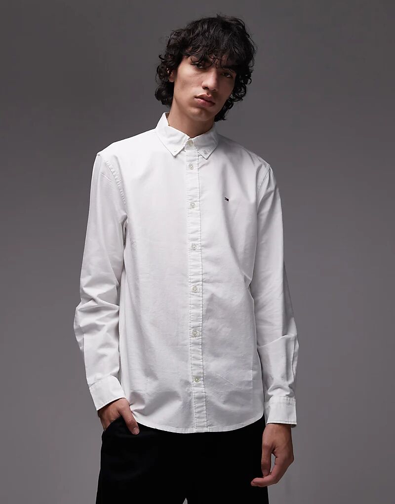 Рубашка оксфорд Tommy Jeans классического белого цвета
Рубашка оксфорд Tommy Jeans классического белого цвета