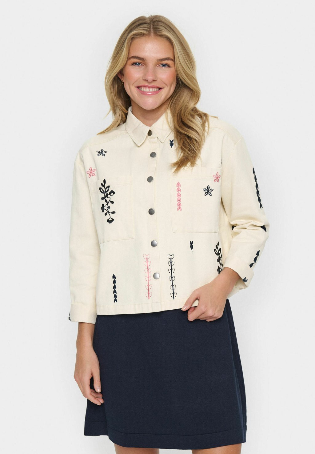 Джинсовая куртка Saint Tropez, бежевый
Джинсовая куртка Saint Tropez, бежевый