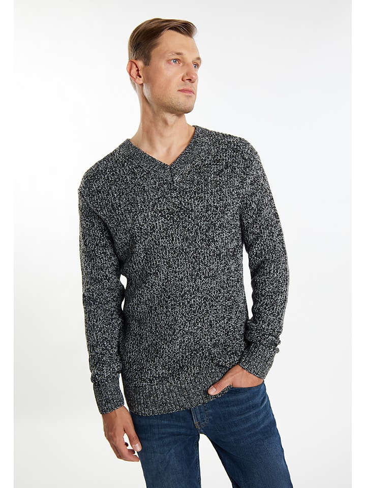 ICEBOUND Черный свитер
ICEBOUND Черный свитер