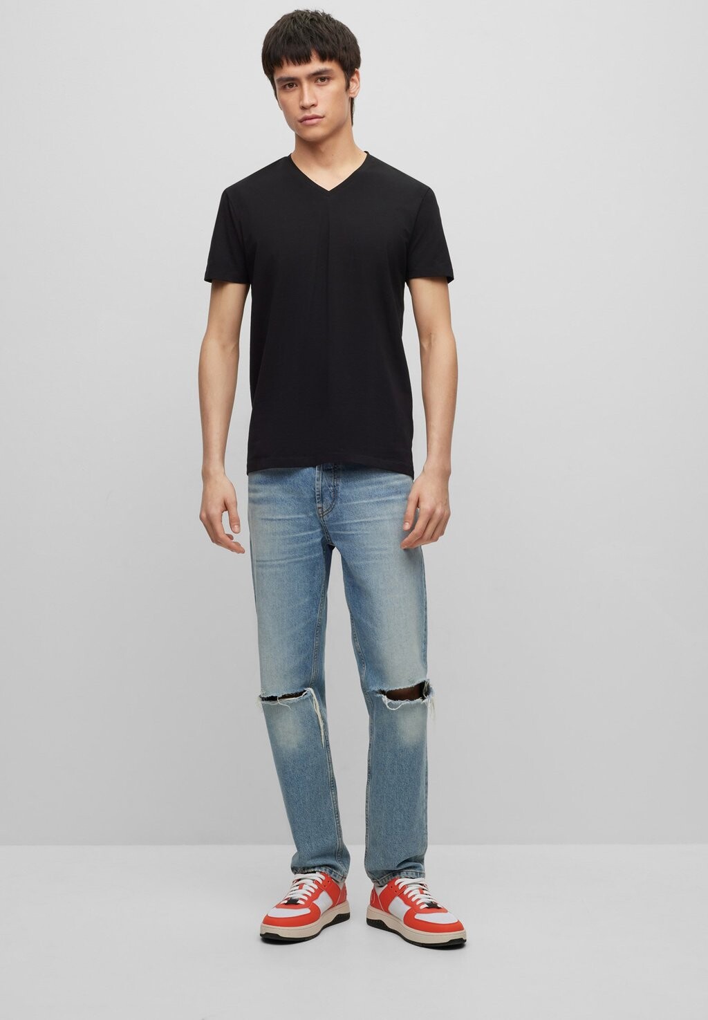 НАБОР 2 – базовая футболка HUGO, черный/белый
НАБОР 2 – базовая футболка HUGO, черный/белый