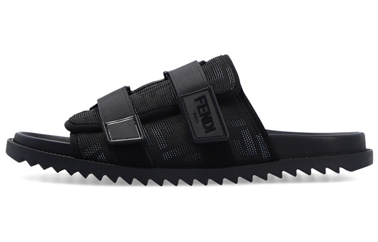 Мужские шлепанцы Fendi
Мужские шлепанцы Fendi