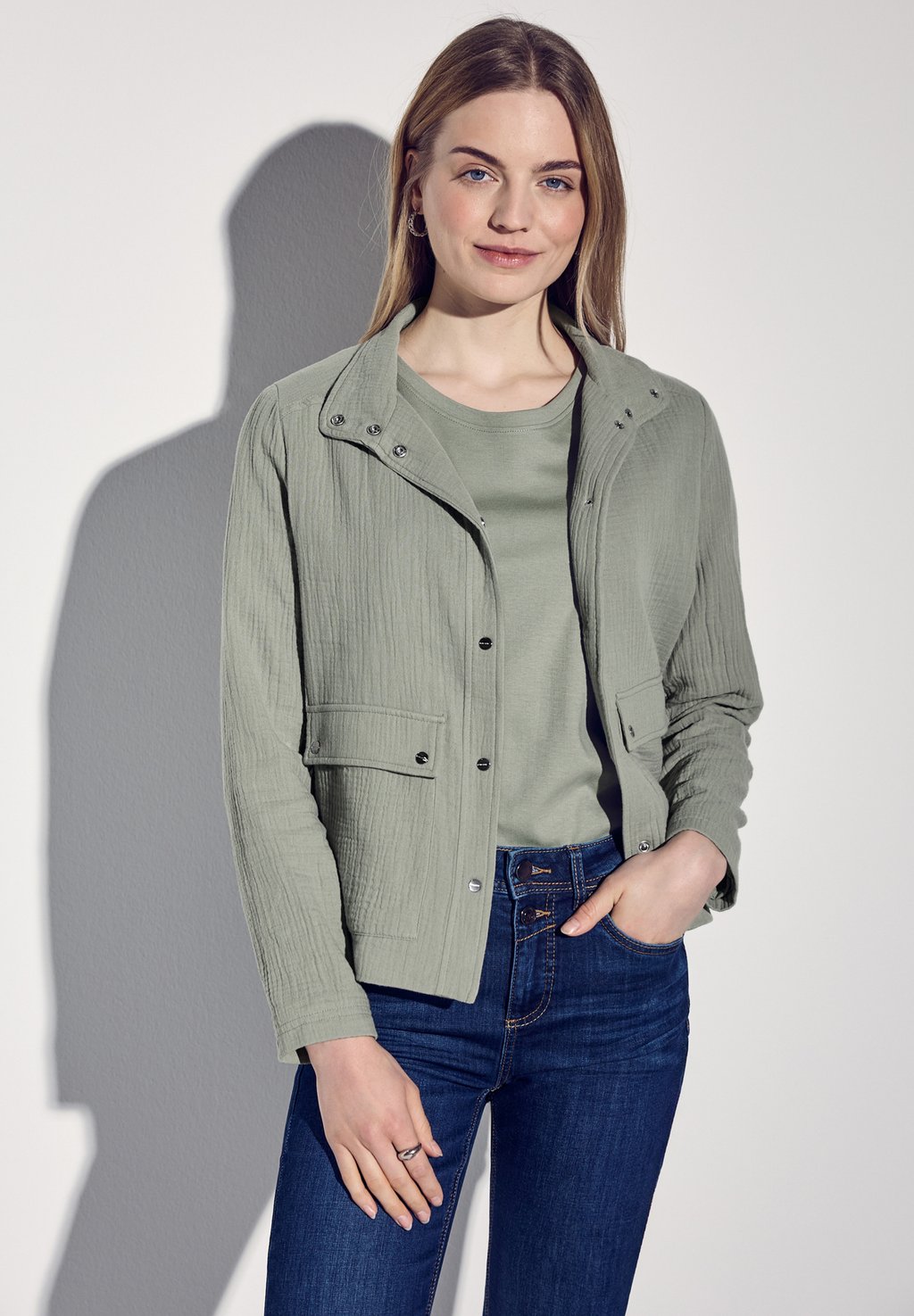 Легкая куртка Street One, зеленый
Легкая куртка Street One, зеленый