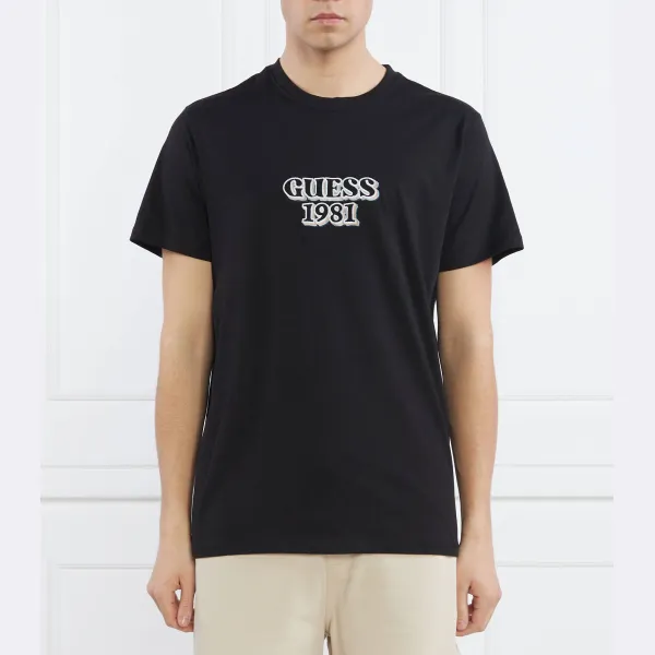Футболка стандартного кроя SS cn Gue Embro Bo Guess, черный
Футболка стандартного кроя SS cn Gue Embro Bo Guess, черный