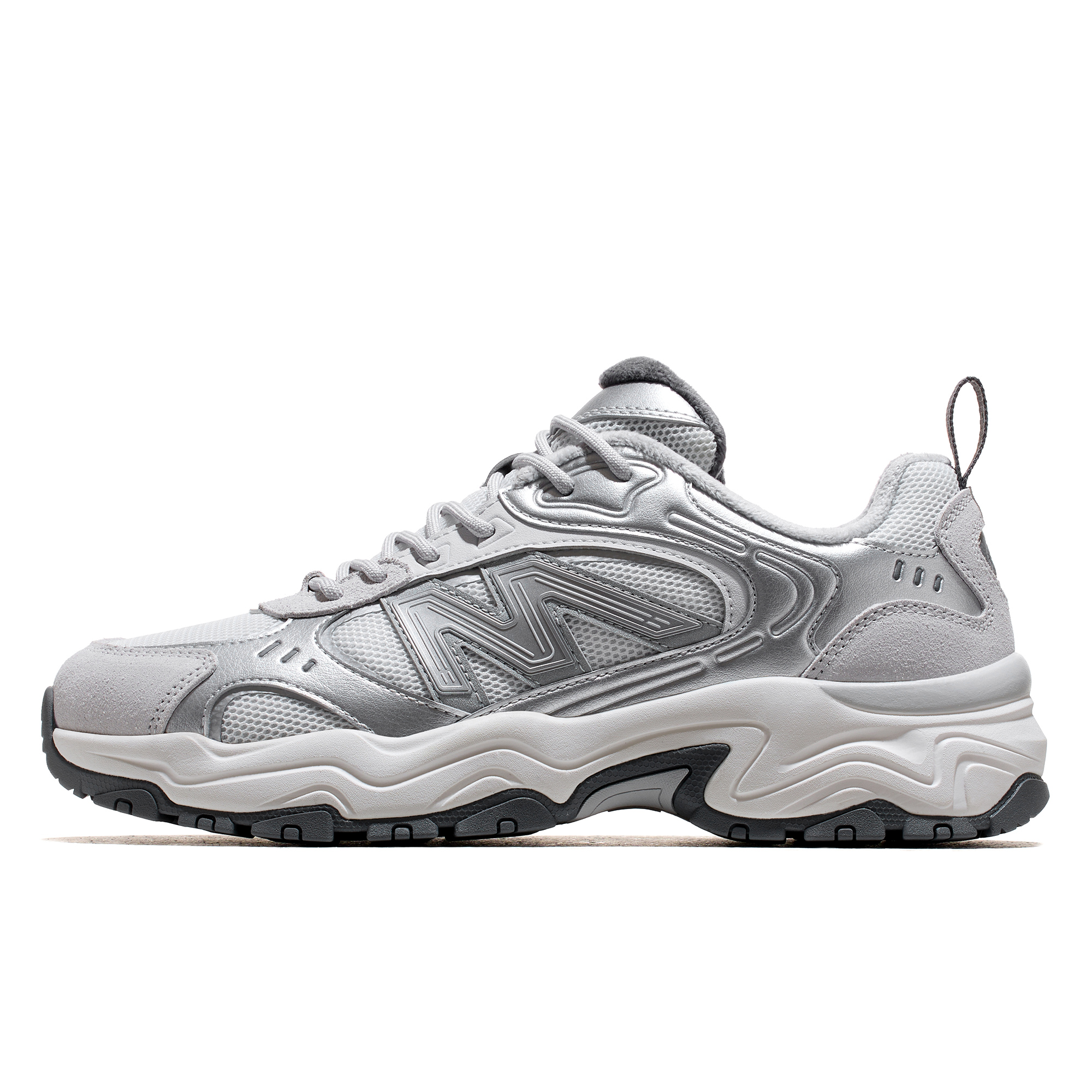 Треккинговые ботинки Taihang 30 Slip Resistant, Abrasion Resistant, Thermal Low top для мужчин CAMEL, microchip серый/серебро
Треккинговые ботинки Taihang 30 Slip Resistant, Abrasion Resistant, Thermal Low top для мужчин CAMEL, microchip серый/серебро