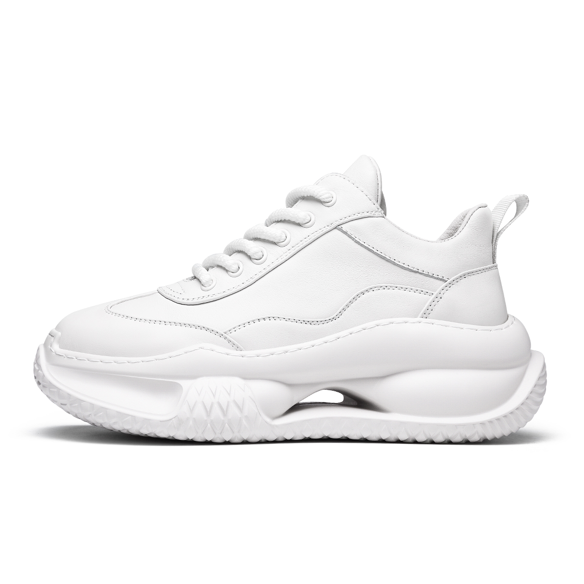 Millies Массивные кроссовки мужские низкие белые Low top White
Millies Массивные кроссовки мужские низкие белые Low top White