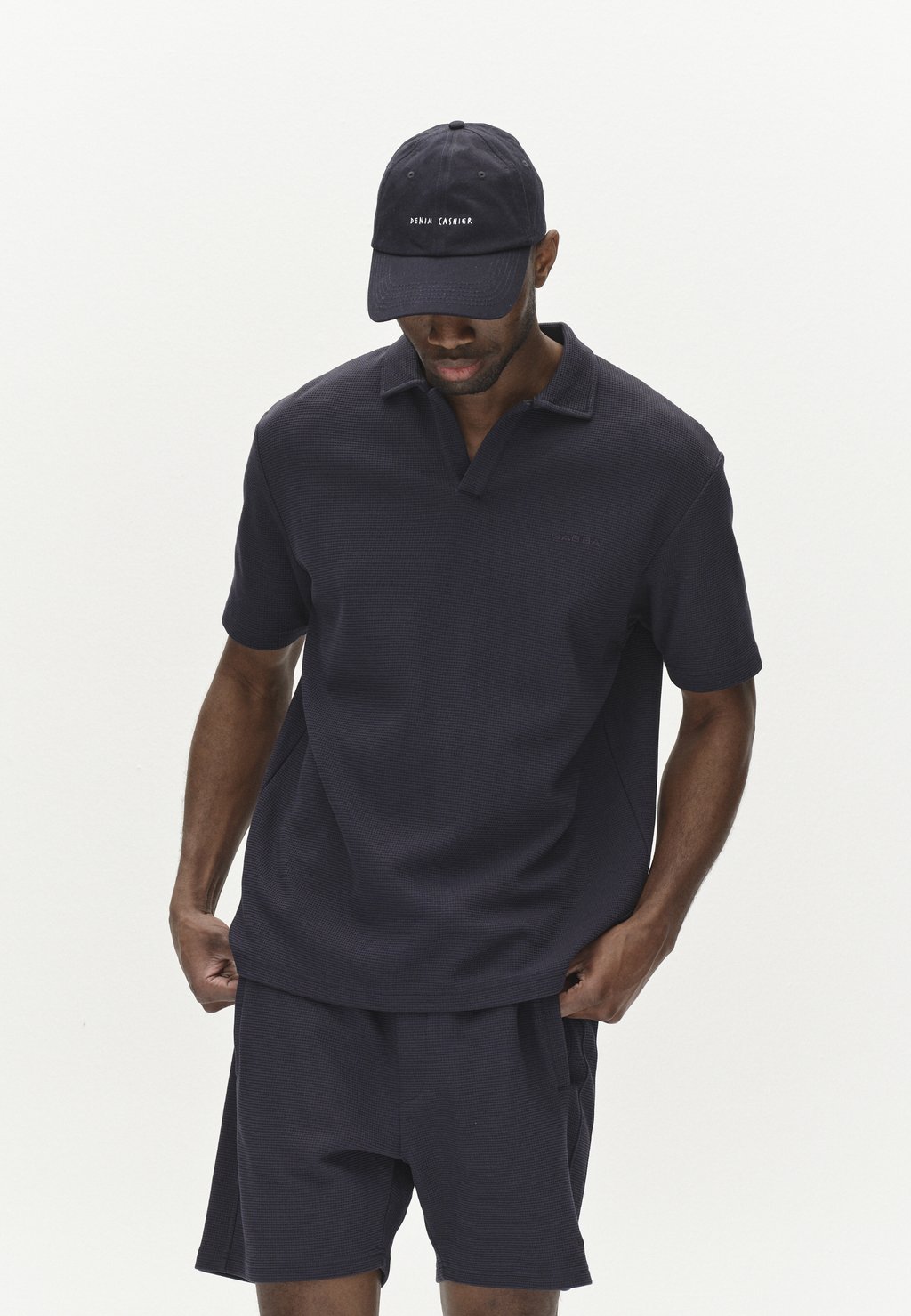 Поло LIO WAFF Gabba, темно-синий
Поло LIO WAFF Gabba, темно-синий