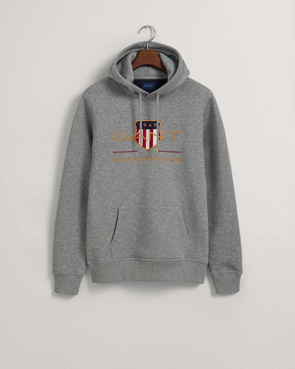 Толстовка с капюшоном для мужчин в синем стиле Gant, серый
Толстовка с капюшоном для мужчин в синем стиле Gant, серый