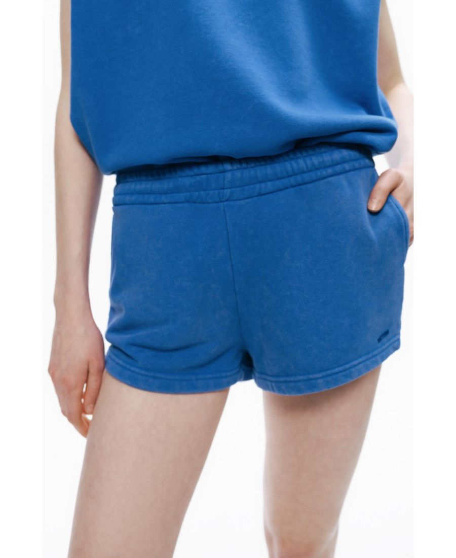 Женские базовые мини-шорты NOCTURNE, Blue
Женские базовые мини-шорты NOCTURNE, Blue