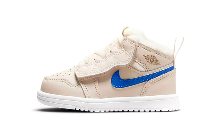 Кроссовки Jordan 1 Mid ALT Utility Fleece Pearl White TD
Кроссовки Jordan 1 Mid ALT Utility Fleece Pearl White TD