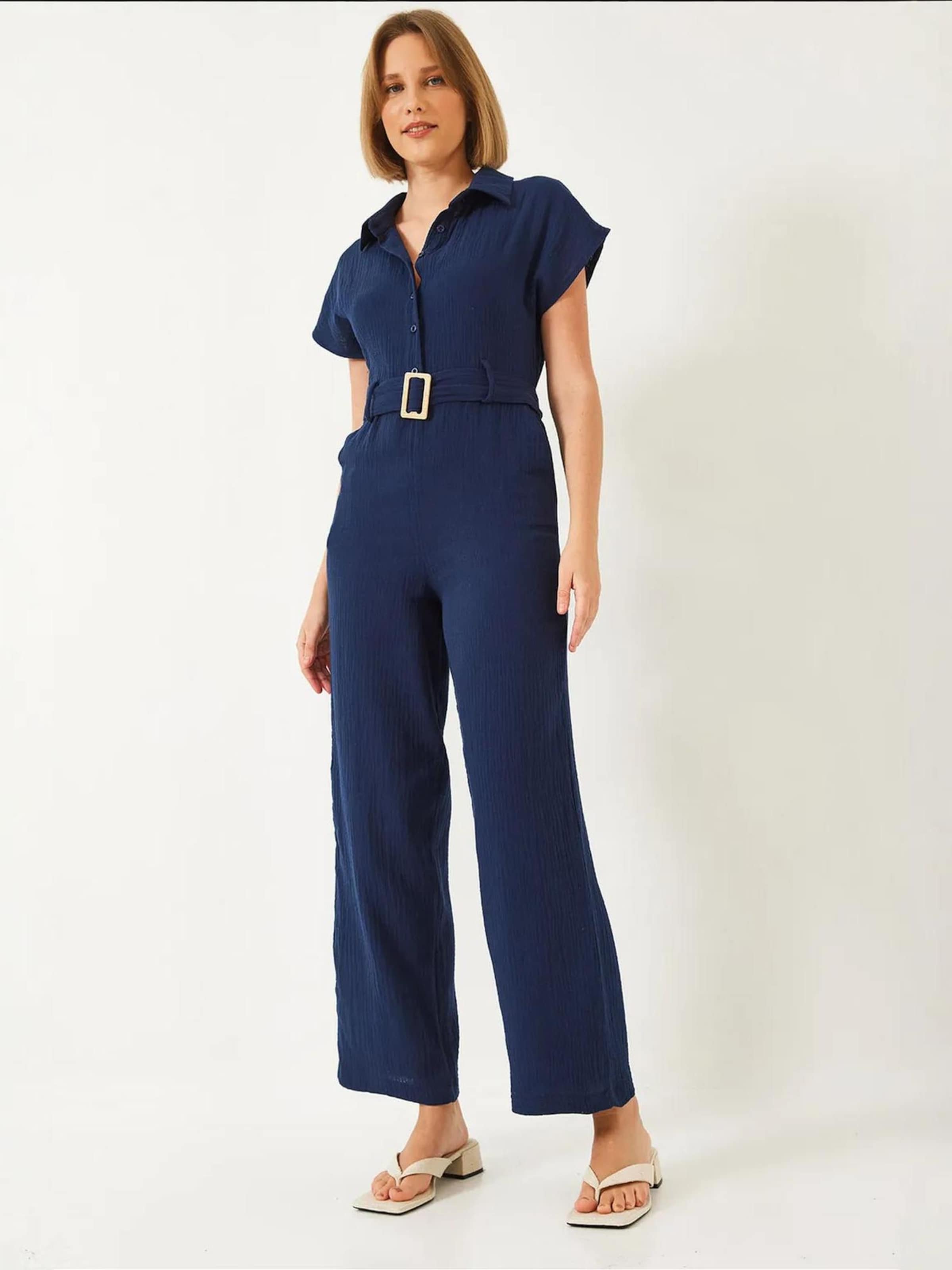 Bianco Lucci Комбинезон в цвете Navy
Bianco Lucci Комбинезон в цвете Navy