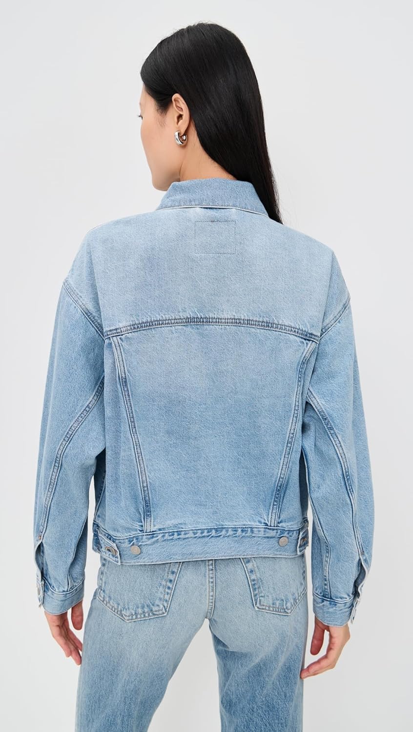 Женская куртка дальнобойщика Levi's 90-х годов, She Knew
Женская куртка дальнобойщика Levi's 90-х годов, She Knew