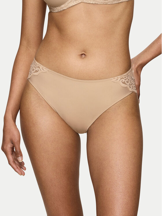 Классические женские трусы Amourette 10210688 Triumph, бежевый
Классические женские трусы Amourette 10210688 Triumph, бежевый
