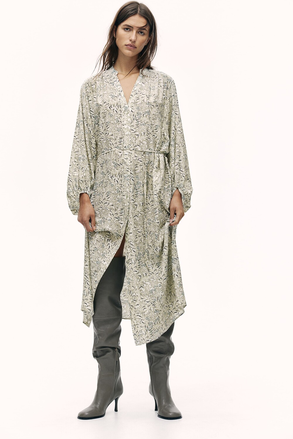 Платье с узором и поясом H&M, бежевый
Платье с узором и поясом H&M, бежевый