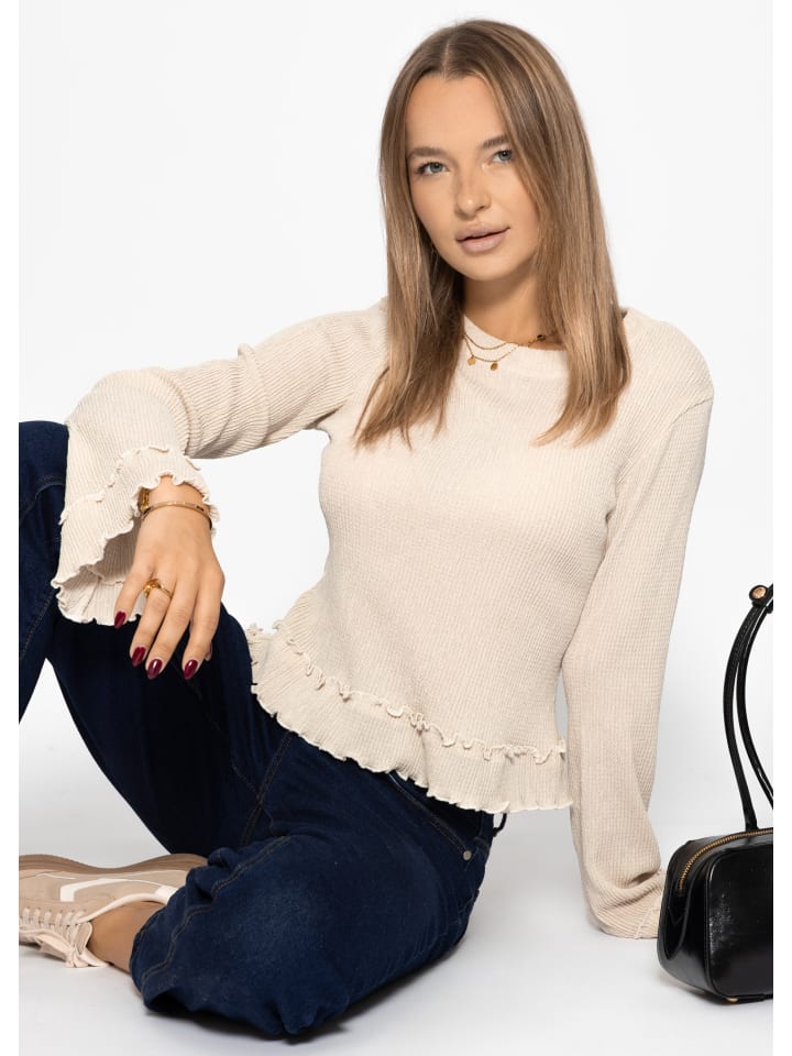 Рубашка с длинными рукавами и оборками бежевого цвета SASSYCLASSY
Рубашка с длинными рукавами и оборками бежевого цвета SASSYCLASSY