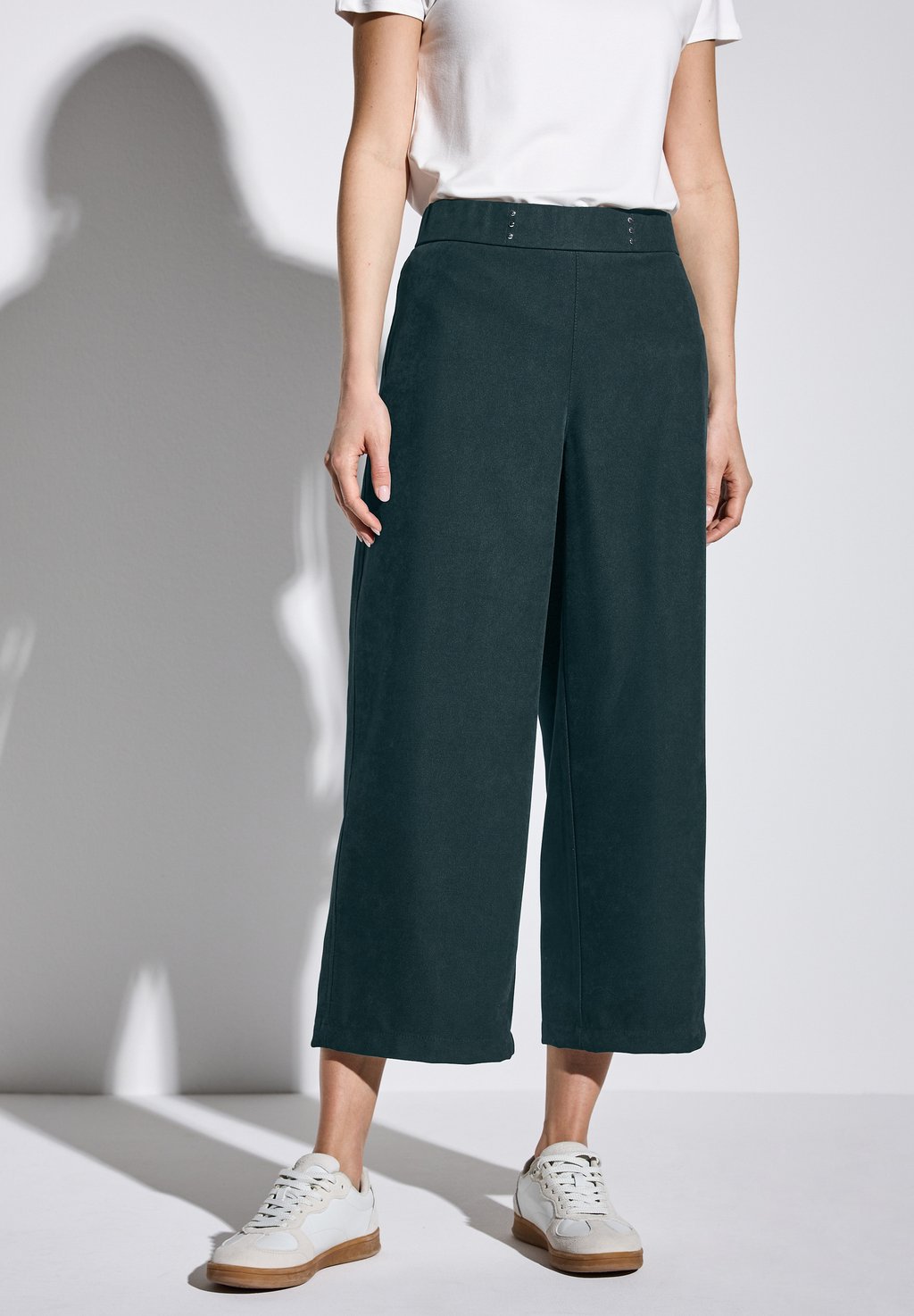 Брюки CULOTTE - A-line skirt Street One, цвет Grün
Брюки CULOTTE - A-line skirt Street One, цвет Grün