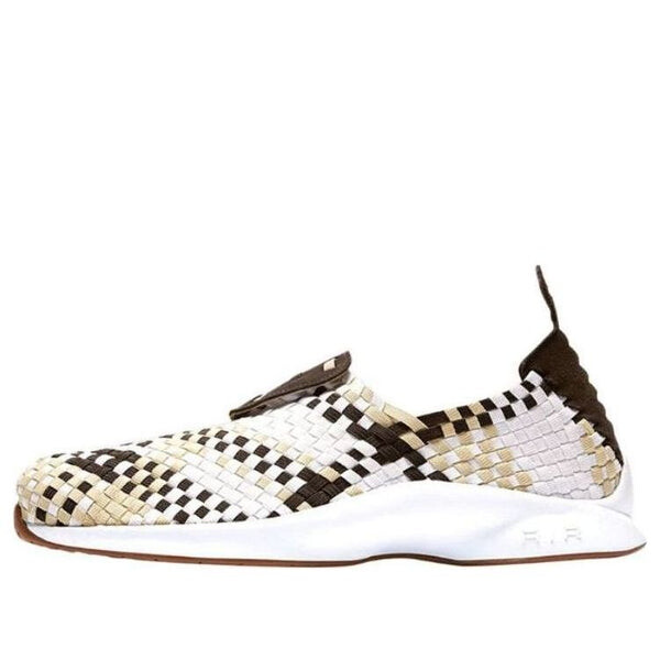 Кроссовки воздушные тканые Nike, коричневый
Кроссовки воздушные тканые Nike, коричневый