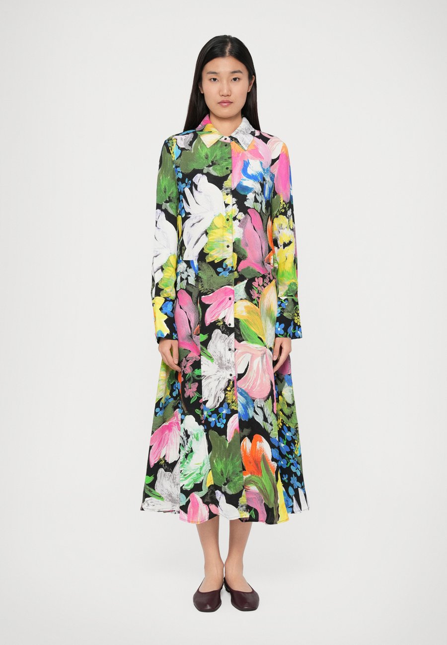 Платье Stine Goya FRONT PLACKET MIDI DRESS, Multi-Coloured
Платье Stine Goya FRONT PLACKET MIDI DRESS, Multi-Coloured