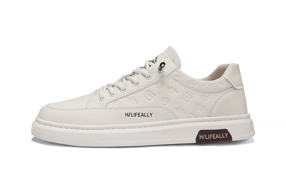 Мужские скейтерские кроссовки низкие белые,, черные HLA, бежевый
Мужские скейтерские кроссовки низкие белые,, черные HLA, бежевый