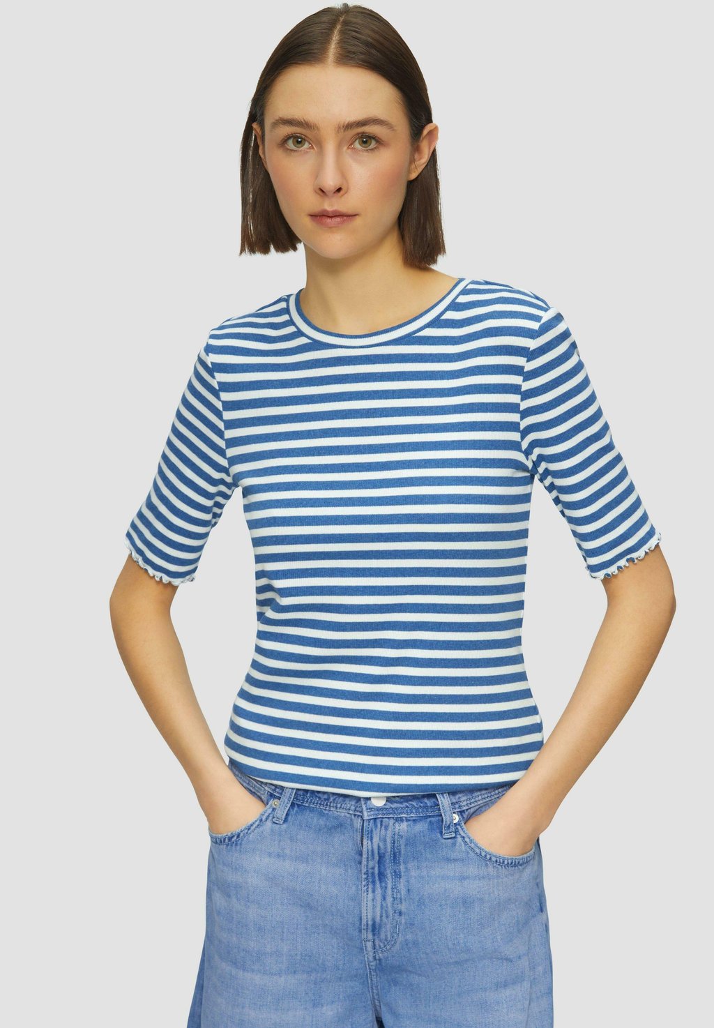 Футболка с принтом GESTREIFTES IM s.Oliver, синий 
Футболка с принтом GESTREIFTES IM s.Oliver, синий