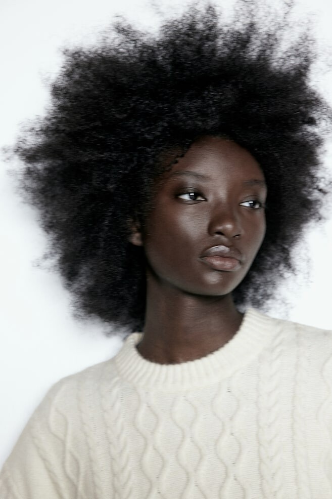 Платье косичной вязки H&M, бежевый
Платье косичной вязки H&M, бежевый