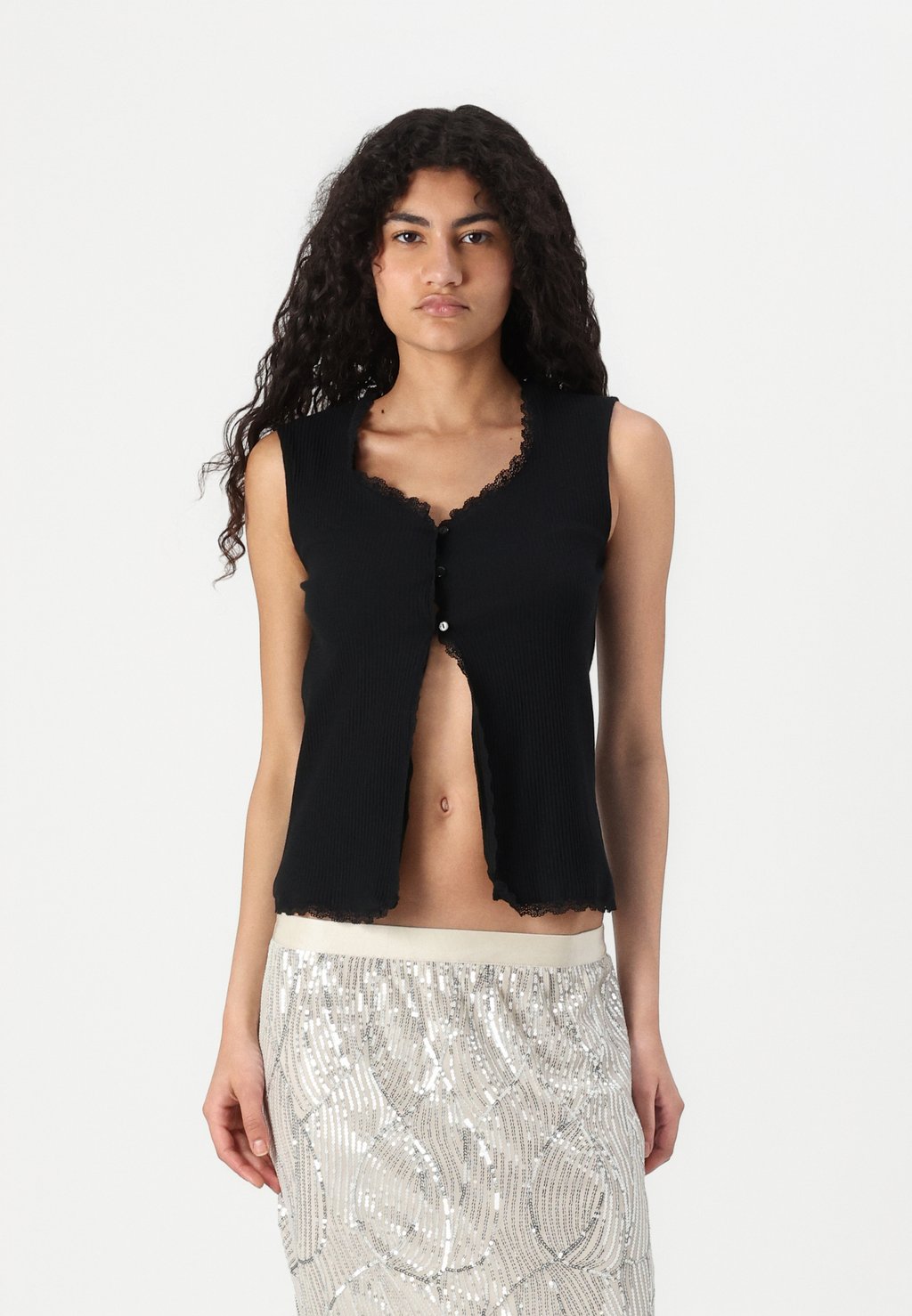 Жилет PCTIRADE Pieces, черный
Жилет PCTIRADE Pieces, черный