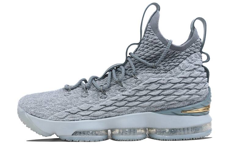 Мужские баскетбольные кроссовки Nike Lebron 15
Мужские баскетбольные кроссовки Nike Lebron 15