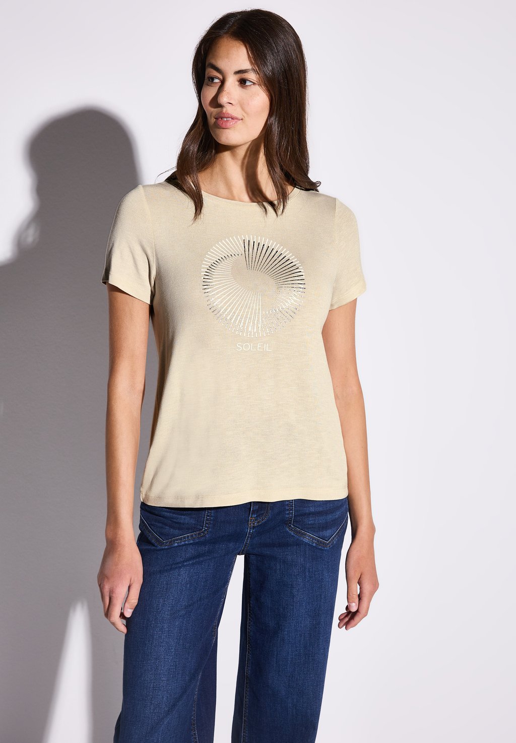 Футболка с принтом MIT SCHMUCKSTEINEN Street One, песочный
Футболка с принтом MIT SCHMUCKSTEINEN Street One, песочный