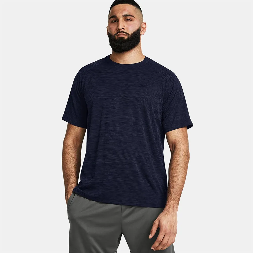 Футболка Under Armour Tech Textured, черный
Футболка Under Armour Tech Textured, черный